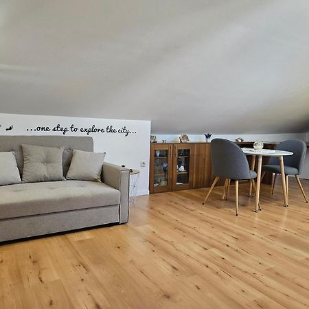 Lovely Attic Apartman-Melani Задар Экстерьер фото
